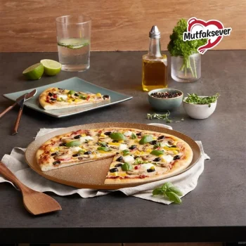Karaca Mutfaksever biogranitna posuda za pizzu 32 cm smeđa